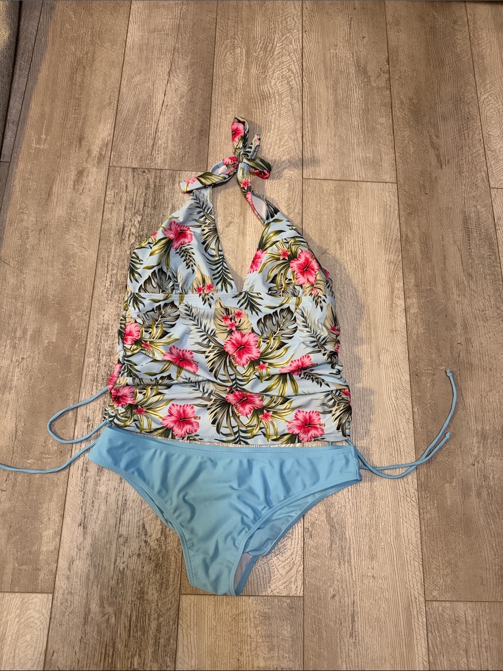 SHEIN Light Blue Floral Halter Tankini with Pink Hibiscus